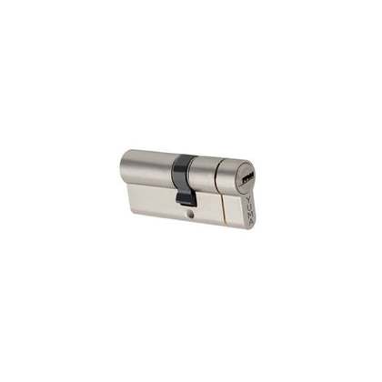 Yuma Kilit Standart Pirinç Bilyalı Barel Blisterli 68 mm Saten Tuzaklı - YM-B68BTS